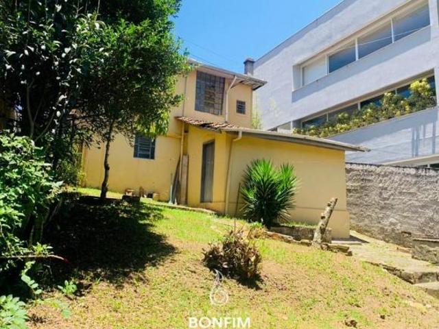 TERRENO ZR3 COM 875M² DE ÁREA TOTAL NO MERCÊS