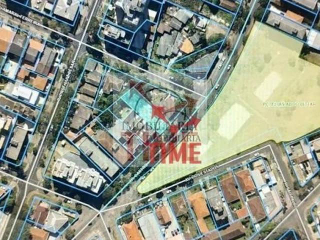 Terreno ZR4 à venda 500m², Água Verde, Curitiba TE0005