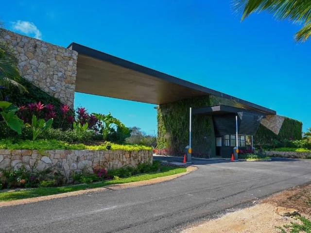 Terreno 15 en Venta en Parque Caucel en Caucel