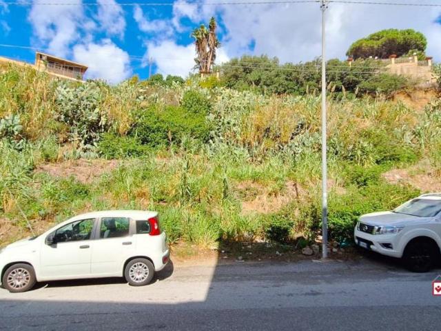 Terreno 1900mq