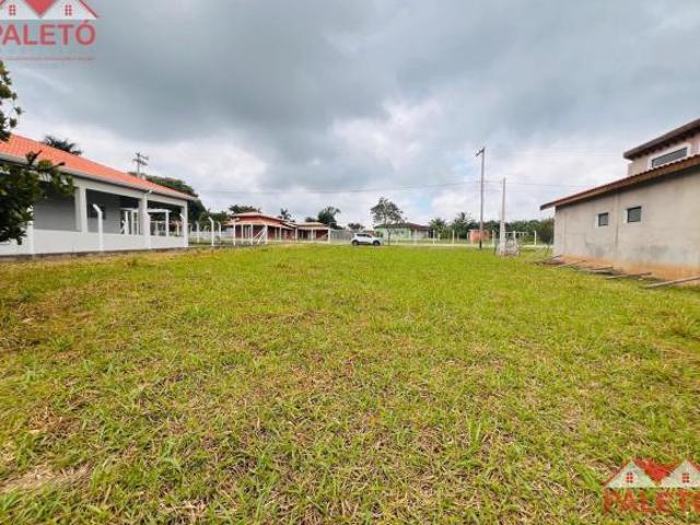 Terreno 1000 m² todo cercado com alambrado a venda no loteamento ipê II na cidade de Porangaba inter