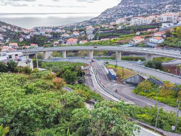 Terreno 1036m2 Câmara de Lobos