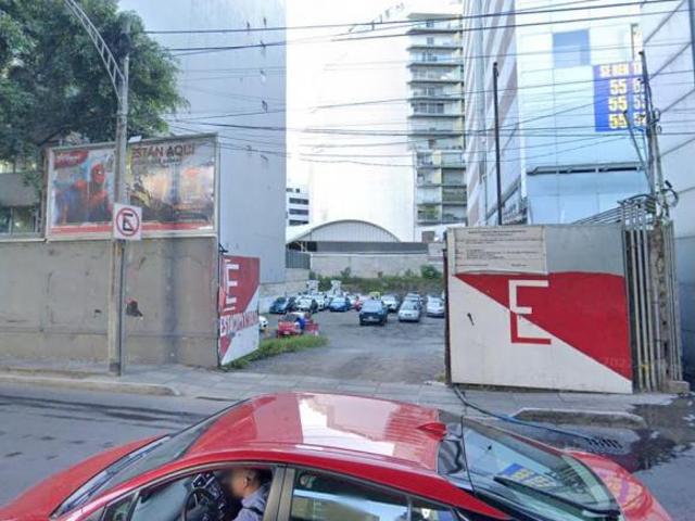 Terreno 1050m2 Mixto Local Comercial / Torre Medica / Oficinas / Departamentos