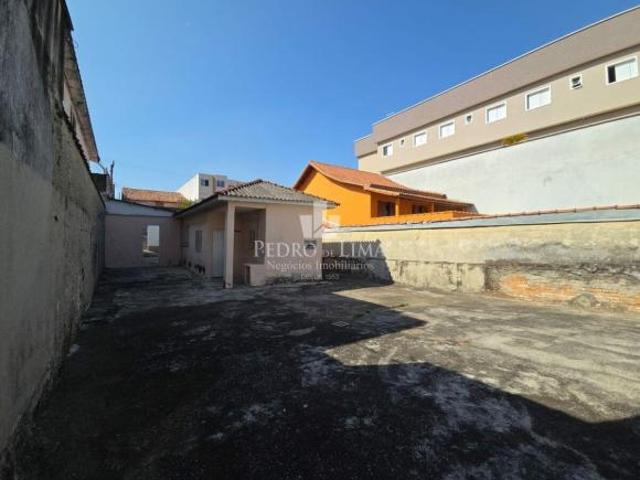 Terreno 10 x 30 na Vila Granada. Ótima Localização na Penha