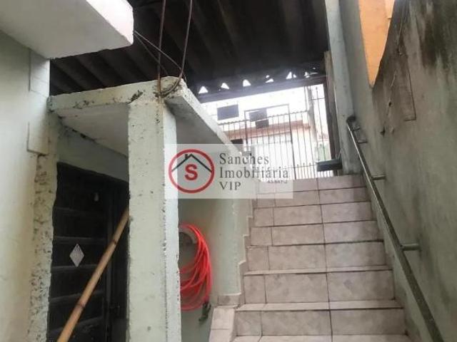 Terreno 10x48 com 7 Casas / Água e energia individualizados. Sendo 6 Casas com 4 cômodos e WC,cada