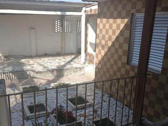 Terreno: 10x40=400m² com 2 casas térreas de 2 quartos e 2 vagas no Ermelino Matarazzo