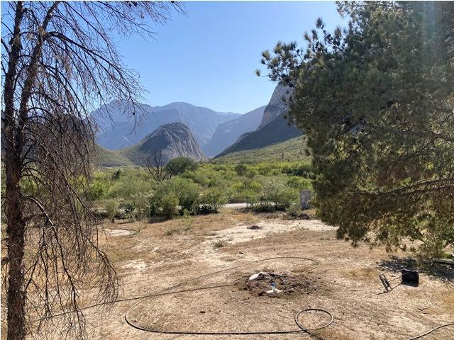 Terreno 11,784 m2 interior del parque la Huasteca Santa Catarina N.L