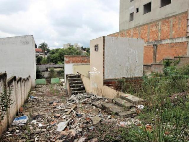 Terreno 12X50 600m² no Cruzeiro