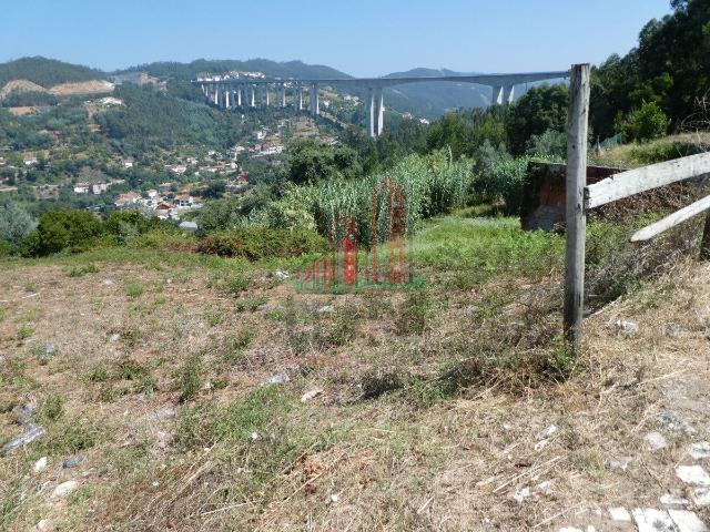 Terreno 1.170m2, proj. p/ moradia zona de Ceira