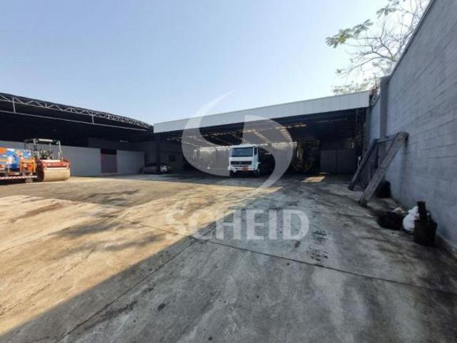 Terreno 1.400m² na Av Interlagos, próximo ao Autódromo de Interlagos