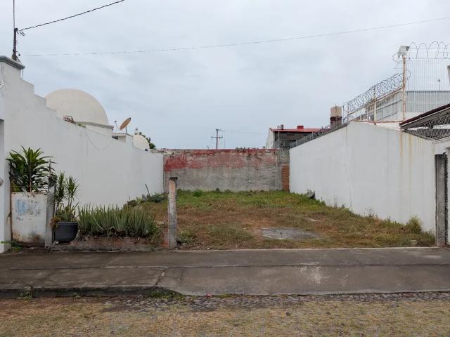 Terreno 250 m² jardines de la Corregidora, Colima, Colima