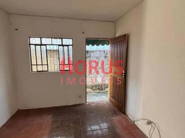 Terreno 269 m² com 4 casas Alugadas R$4.250 Zona Norte SP