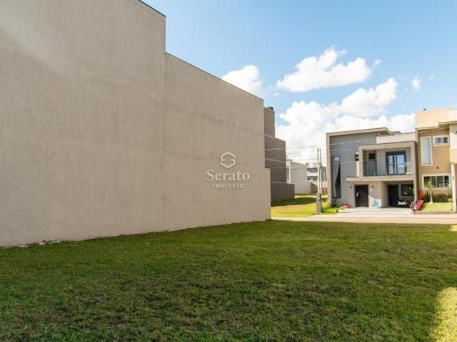 Terreno 210,31 m² em condomínio de alto padrão