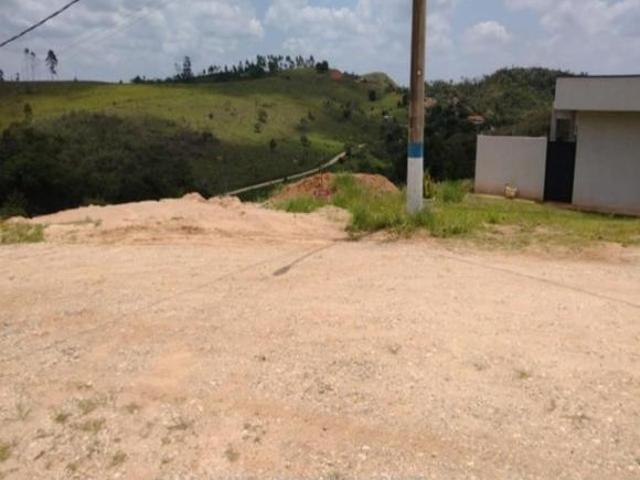 TERRENO 2.705m² A VENDA CONDOMÍNIO VALE DOS LAGOS JACAREÍ