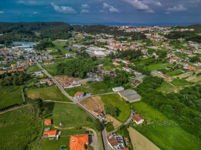 TERRENO 2.742 m2 Rua Pousada Perosinho V.N.Gaia