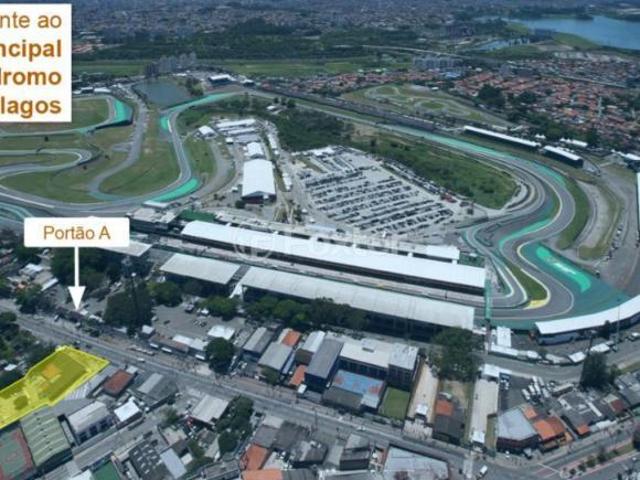 Terreno, 3523 m², em Interlagos