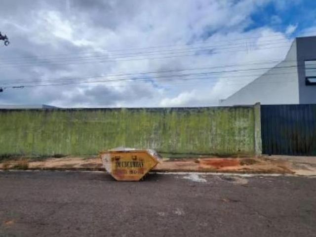 Terreno 360 m² com construção jardim morumbi marília sp