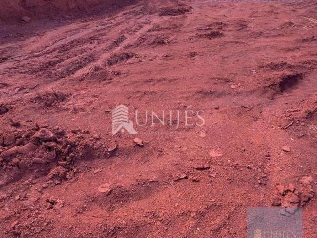 TERRENO 360M² A VENDA NO BAIRRO BATUQUE