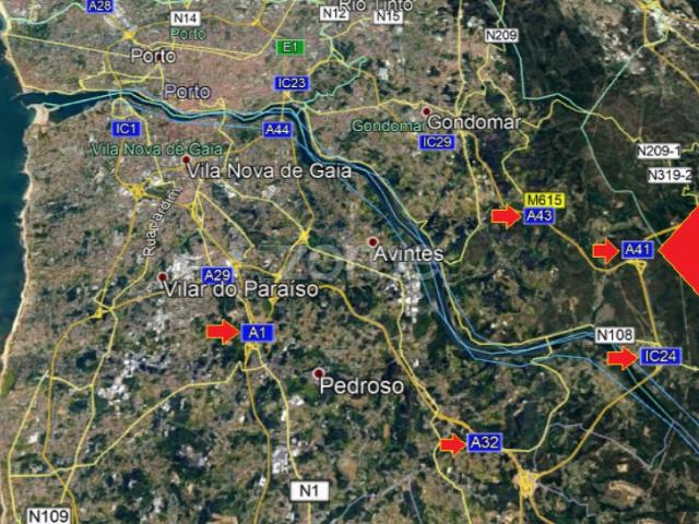 Terreno 36683 m², frente para a A41, Aguiar de Sousa, Paredes, Porto