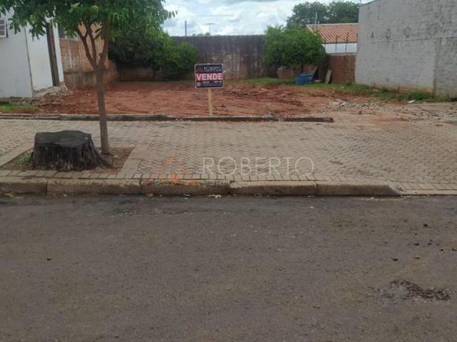 TERRENO 382,20M² JD. PROGRESSO PRÓXIMO AO CONDOMÍNIO MONTOYA