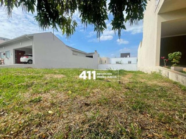 TERRENO 300M2 NO CONDOMÍNIO PORTAL DOS IPÊS