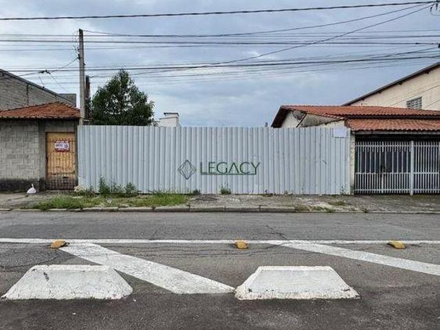 Terreno 300m²