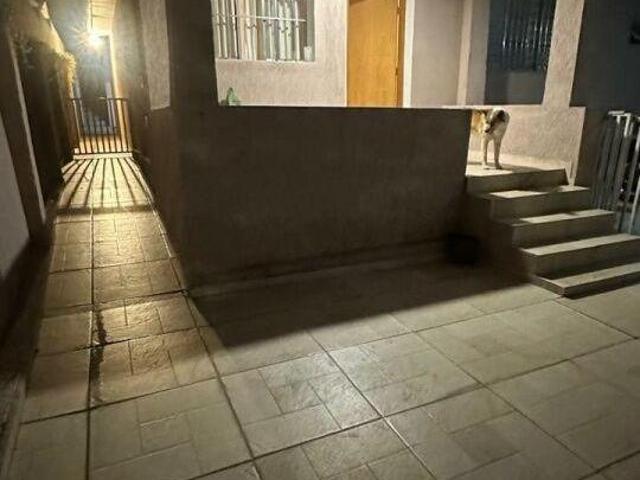 TERRENO 300M² COM 2 CASAS IDEAL PARA MORADIA E RENDA EXTRA