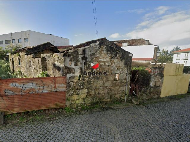 Terreno | 332m2 | São Mamede de Infesta | Matosinhos