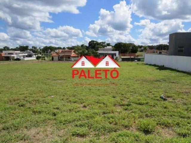 Terreno 450 m² a venda no Condomínio Ninho Verde II na cidade de Pardinho