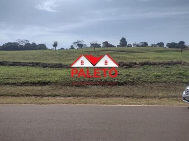 Terreno 450 m², frente asfalto e área verde do Condomínio Ninho Verde II na cidade de Pardinho