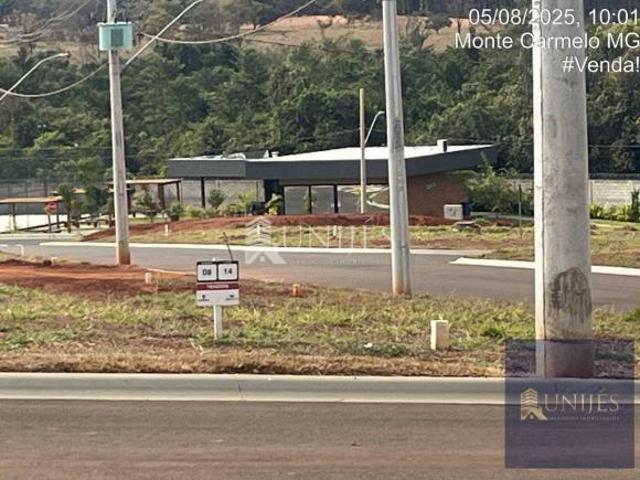 Terreno 450m² a Venda no Golden Park