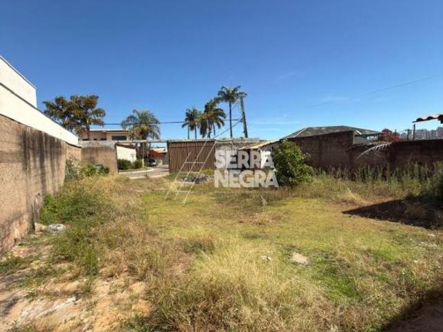 TERRENO 400M LOCALIZAÇÃO PRIVILEGIADA CONDOMÍNIO FECHADO CONJUNTO 5 ARNIQUEIRAS