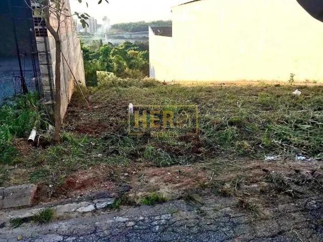 Terreno 410m² com Boa Localização Jardim Torres São José