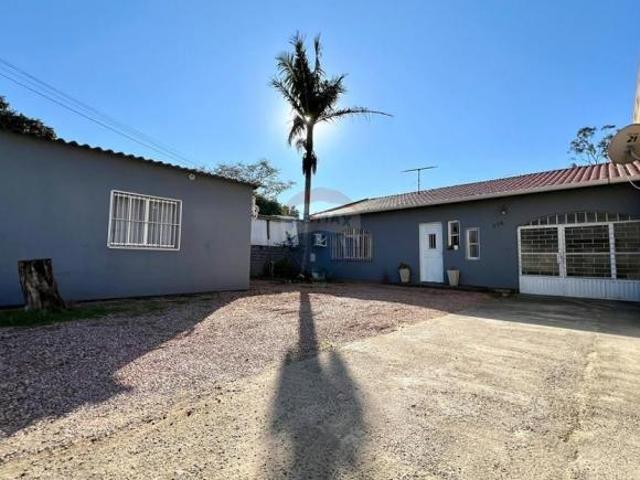Terreno 550m² com 2 Casas com 2 dormitórios cada e Piscina no Bairro Nossa Senhora das Graças em Can