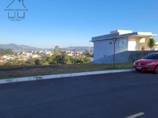 TERRENO 582,80 M² CONDOMÍNIO COLINAS DE SÃO FRANCISCO!
