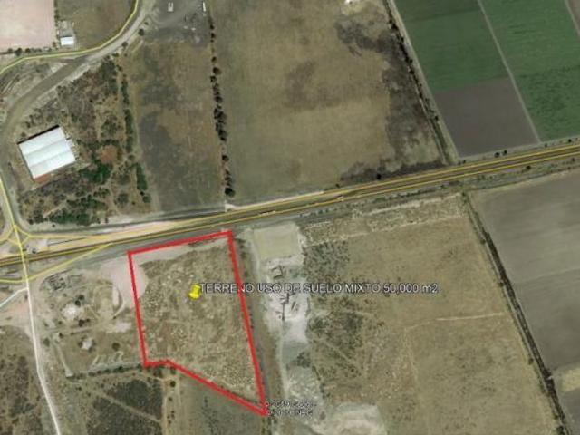 Terreno 50,000 m2 uso de suelo mixto en Carr. Qro. Celaya cuota