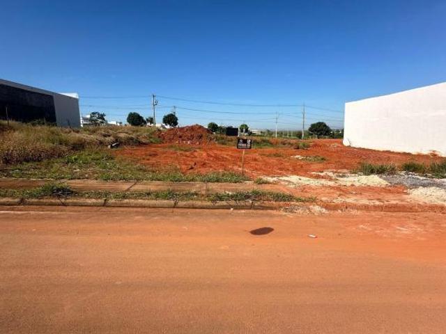 Terreno para venda em Planalto, Patos de Minas
