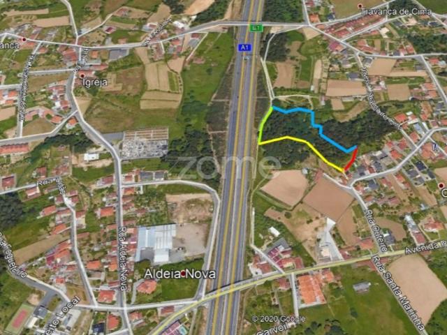 Terreno 9178m² frente para Autoestrada A1 Travanca Santa Maria Feira
