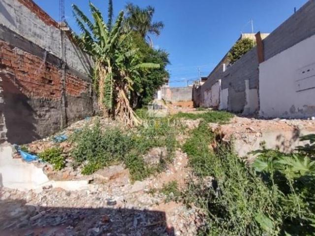 Terrenocom 370 m², sendo 10 x 37 no Bairro Limoeiro Vila Jacui