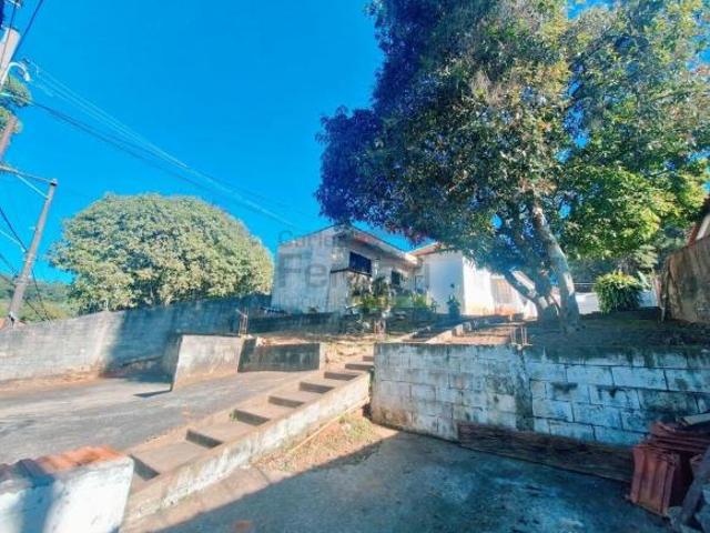 Terreno/área 30 x 40m sendo 1028 m² com 2 frentes no Horto Florestal