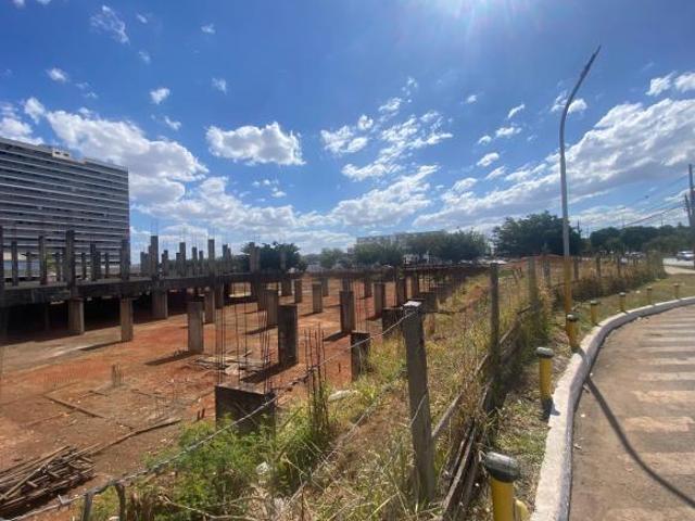 TERRENO/FRAÇÃO PISTÃO SUL CSG 13| 7.650 m² COMERCIAL E RESIDENCIAL