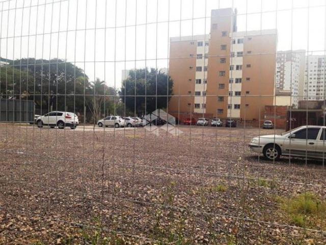 Terreno/Lote de 1800m² à venda
