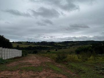 Terrenos 500m com Infraestrutura em Região de Crescimento em Araçoiaba da Serra