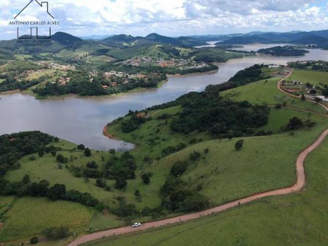 TERRENOS 20.000 M² PÉ NA ÁGUA VARGEM!