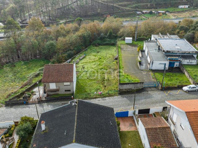 Terrenos Urbanos em Jovim