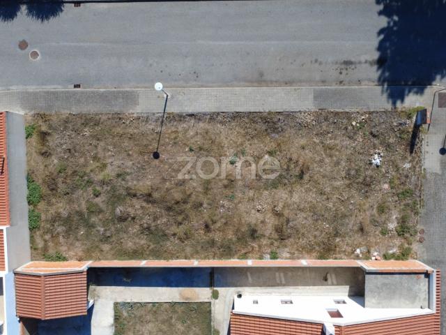 Terrenos urbanos para construção em Viana do Alentejo