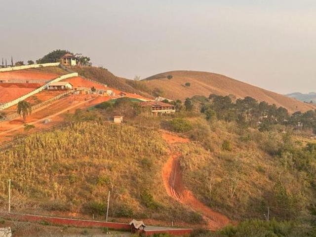 Terrenos à venda no bairro Itaoca – Guararema | Diferentes metragens e opções de investimento