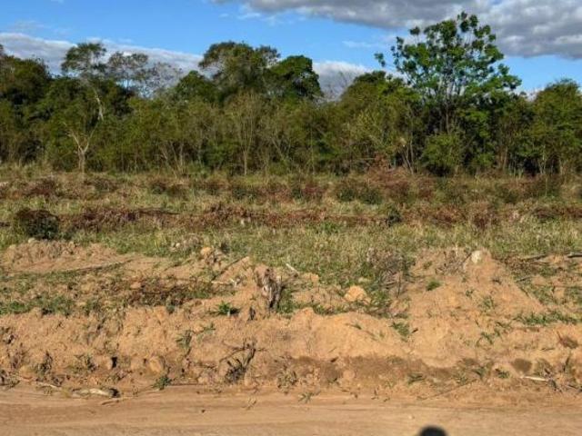 Terrenos Amplos em Região Tranquila de Mairinque