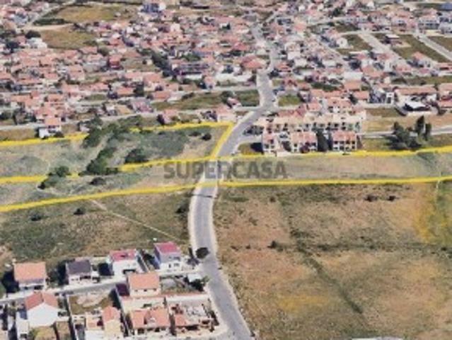 Terrenos com 28.520m2 no Concelho de Cascais