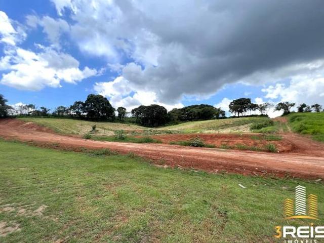 TERRENOS COM LOCALIZAÇÃO ESTRATÉGICA FRENTE PARA A RODOVIA EM SOCORRO/SP